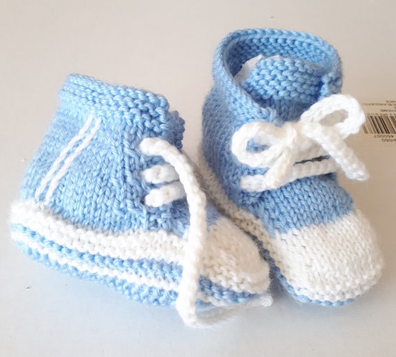 Chaussons, style converse, layette bébé tricot main, chausson tricot laine,  naissance 3 mois, cadeau naissance -  France