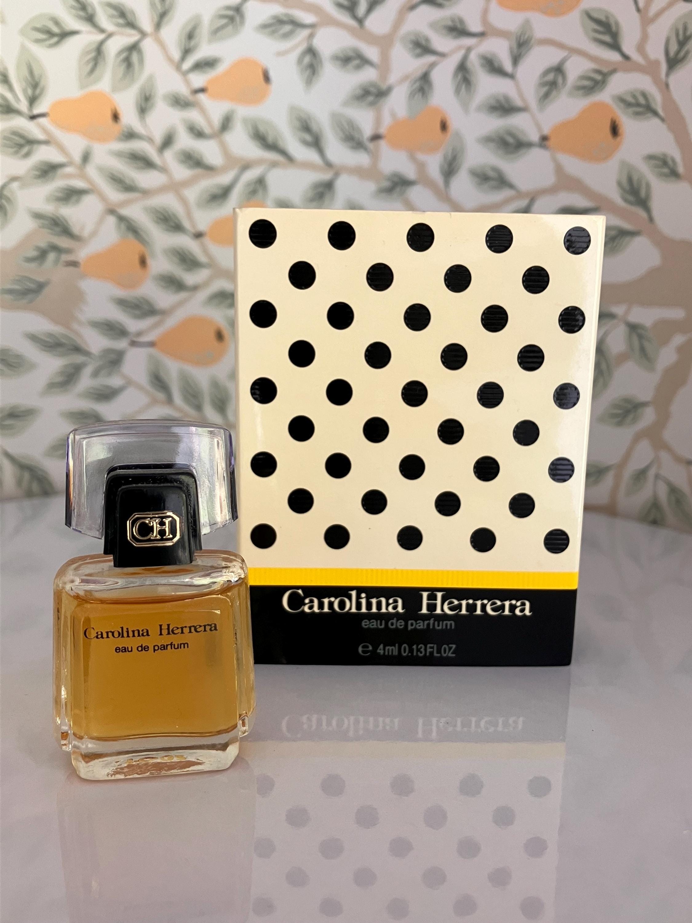 Carolina herrera perfumes - Etsy 日本