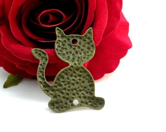 Pendentif connecteur chat, chat bronze martelé, pendentif connecteur bronze, pendentif connecteur, pendentif chat, pendentif, chat, bronze,