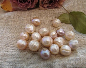 Freshwater Pearl in genuine lot of different colors