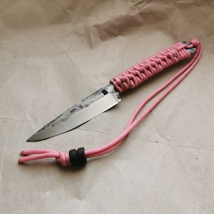 Paracord-Messer, gerades Messer, handgefertigtes Messer, Bushcraft-Messer, handgeschmiedetes Messer, handgefertigtes Messer, feststehendes Messer