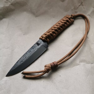 Paracord-Messer, gerades Messer, handgefertigtes Messer, Bushcraft-Messer, handgeschmiedetes Messer, handgefertigtes Messer, feststehendes Messer