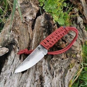 Paracord-Messer, gerades Messer, handgefertigtes Messer, Spiegelmesser, handgeschmiedetes Messer, handgefertigtes Messer, feststehendes Messer