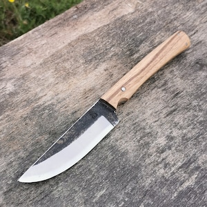 Zebranoholzmesser, gerades Messer, handgefertigtes Messer, gebürstetes Messer, handgeschmiedetes Messer, handgefertigtes Messer, feststehendes Messer