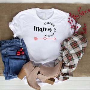 Mamma styrka och värdighet mors dag, religiös, Ordspråksboken 31 t-shirt