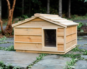 Extra Large Insulated Outdoor Cat House - Perfect for Feral Cat Colonies!