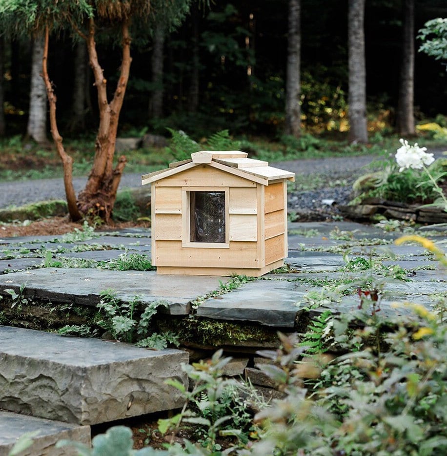 Stray Barn Fully Insulated Outdoor Cat House Room Cat Shelter