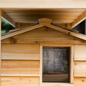 Large Outdoor Cat House with Deck and Loft image 6