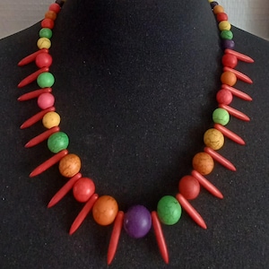 Necklace with multicolored mineral beads