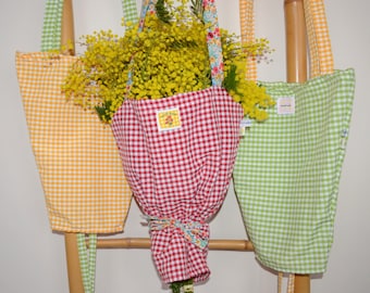 gingham flower bouquet bag