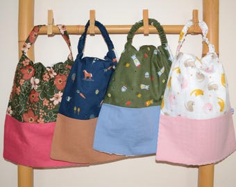 Elasticated towel, elasticated bib, school cafeteria towel, for children aged 2 to 5 years