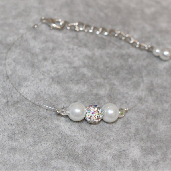 Bracelet mariage, perles blanches, bracelet mariée, perles blanche et strass, cristal swarovski, accessoire mariée, mariage, fil nylon