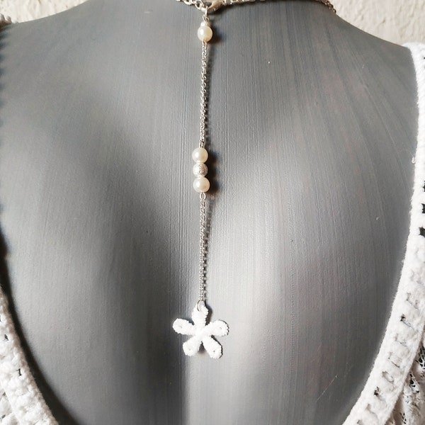 Bijoux de dos de mariée, collier dos nu, mariage champêtre, dentelle et perles nacrées blanches ou ivoire, perles strass