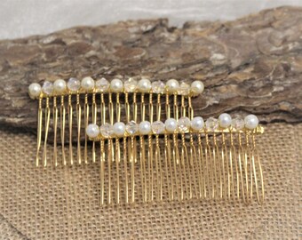 hair comb, hair jewelry, wedding hairstyle, hairstyle accessory, bride, white or ivory beads and crystal bead, bun comb