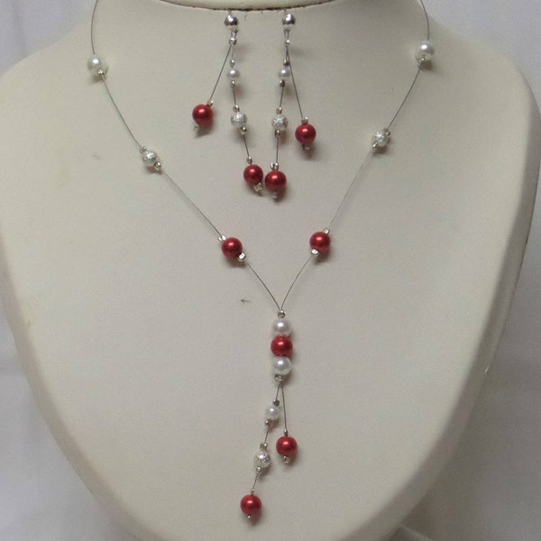 Parure collier boucles d'oreille mariage, mariée, perles rouge bordeaux et blanches ou ivoires fait main