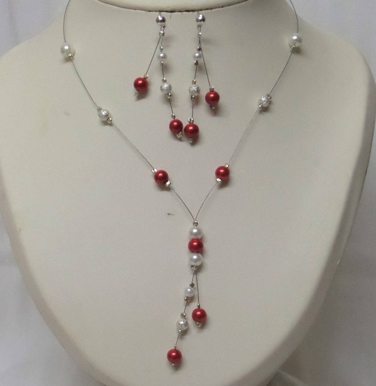 Collier De Perles Fantaisie Ivoire Et Bordeaux - Pour Mariage, Soirée - Neuf Avec étiquettes