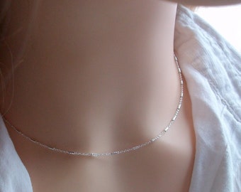 Collier minimaliste, Ras de cou Argent, Chaine tubes torsadés