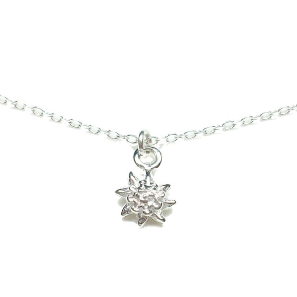 Collier pendentif Edelweiss, Ras de cou minimaliste femme Argent, Idée cadeau