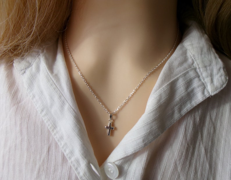 Collier croix Argent, Pendentif petite croix, Bijou religieux, Cadeau femme image 8