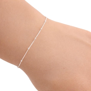 Women's delicate 925 sterling silver bracelet, beaded satellite chain, Venetian mesh, romantic and elegant jewelry