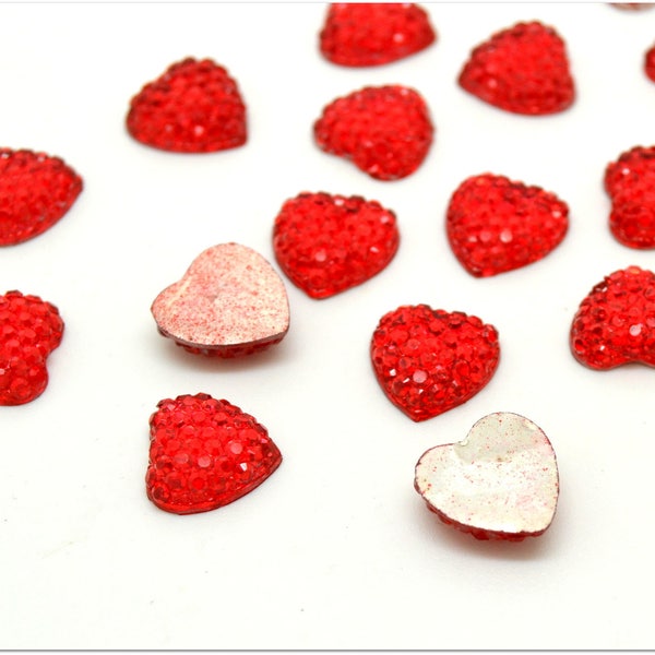 10 cabochons coeur rouge