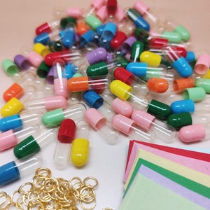 10 pezzi 50 pezzi 100 pezzi Mini capsule di messaggi con busta vuota Pillole colorate Bottiglie dei desideri Regali di nozze per feste