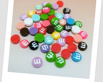 Lot 50 cabochons mm's resin