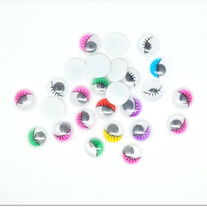10 cabochons ronds yeux écarquillés multicolores