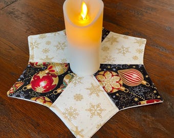 Vintage Ornaments and Snowflakes quilted candle mat/table topper