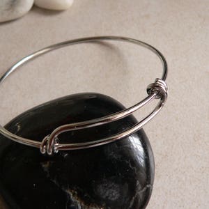 2 bangs bangles stretchy silver or gold metal wire bracelet 60cm image 5