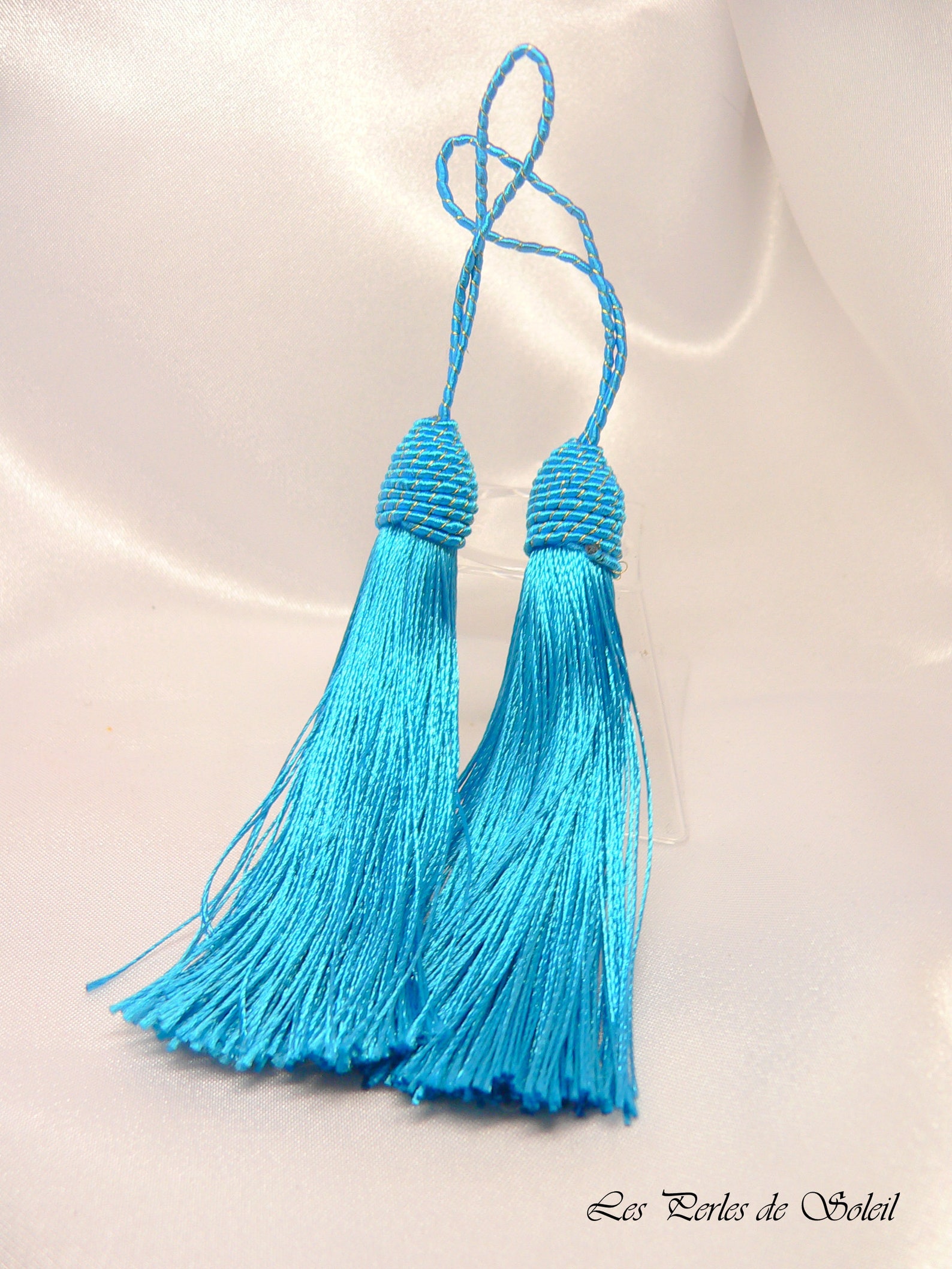 Chaîne Métal Avec 40 Pompons Couleur Cuivre - Déco Bohème & Accessoire Festif