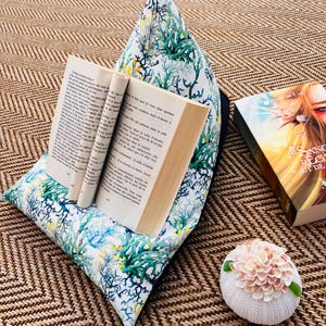 Reading cushion - book wedge - reader gift - tablet holder