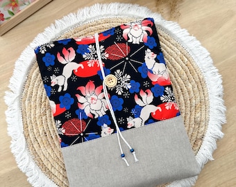 Padded fabric sleeve for paperback or hardcover books - Japanese style