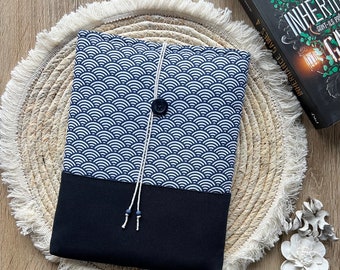 Book pouch - booksleeve - book gift - Japanese fabric - e-reader