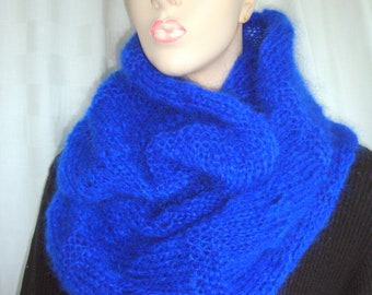 scarf snood  echarpe snood bleu intense fait main mohair