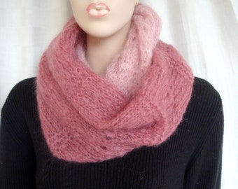 mohair snood scarf roses  snood echarpe duo de roses fait main