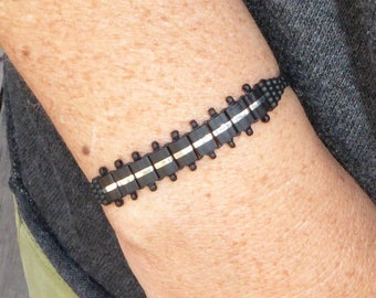 Black and silver beaded bracelet with Miyuki seed beads, ethnic bracelet with small beads, original fine bracelet