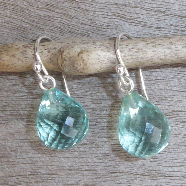 Boucles d'oreilles argent 925 et verre aquamarine,boucles d'oreilles gouttes turquoises,boucles d'oreilles gouttes aquamarine