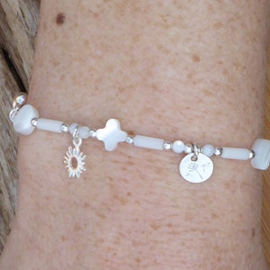 925 silver bracelet and charms, white stones, 925 silver bracelet with mother-of-pearl pendants and white sea bamboo image 3