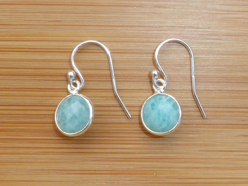 Boucles d'oreilles amazonite et argent 925, petites boucles d'oreilles argent sterling breloques rondes pierre verte image 2