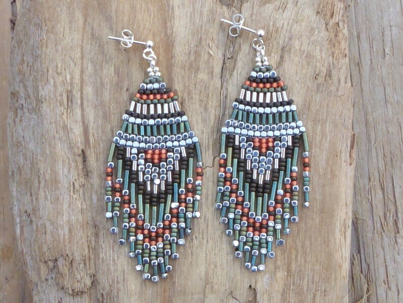 Boucles d'oreilles Navajo perles tissées,boucles d'oreilles pendantes style amérindien rouges et vertes,ethnique bohème image 5