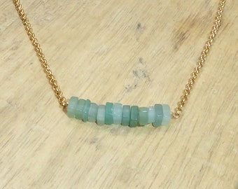 Gold and green stone choker, gold-plated chain necklace and aventurine pendant