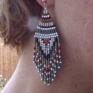Boucles d'oreilles Navajo perles tissées,boucles d'oreilles pendantes style amérindien rouges et vertes,ethnique bohème image 6
