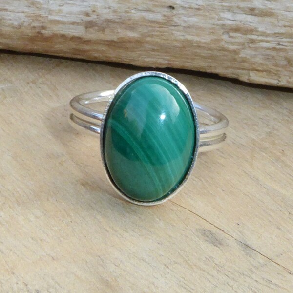 Malachite and solid silver ring, oval green stone ring set 10 x 14 mm, adjustable size