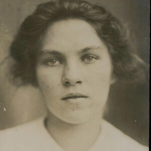 Antique c1905 RPPC Photo Postcard: Soft Focus Teenage Girl Portrait