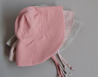 Sunbonnet for babies and toddlers in organic cotton or linen fabric, bohemian style summer hat for protection baby