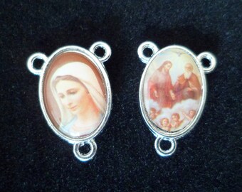 1 Connector for Rosary Double sided Virgin Mary, other side Holy Family 17 x 12 mm