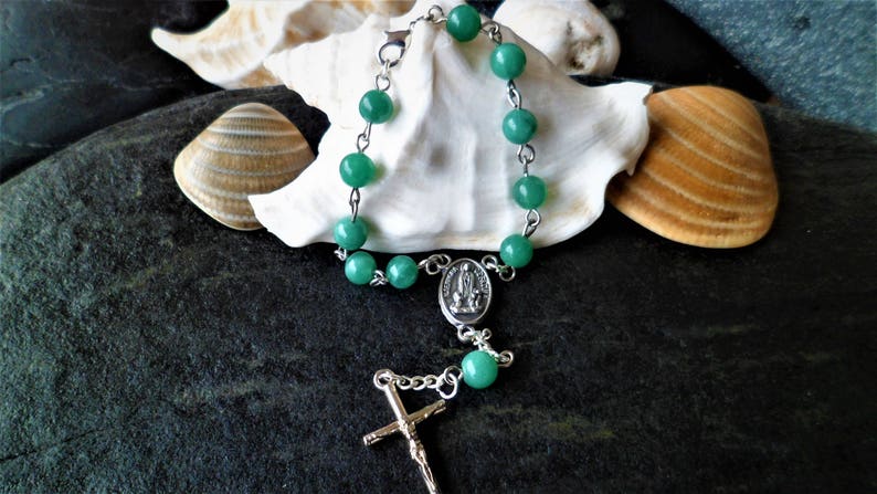 Dizainier Vert Perles Agate Médaille Vierge Fatima14 cm, Dos Terre de Fatima , Joli Dizainier Cadeau Souvenir Noel Pacques Anniversaire image 3