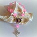 YEHEI Lot de 30 mini chapelets de baptême en forme de rose avec 30 sacs en organza YEHEI Lot de 30 mini chapelets de baptême en forme de rose avec 30 sacs en organza