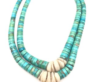 Colgante vintage de jaclas con cuentas de turquesa natural y concha de los nativos americanos navajos
